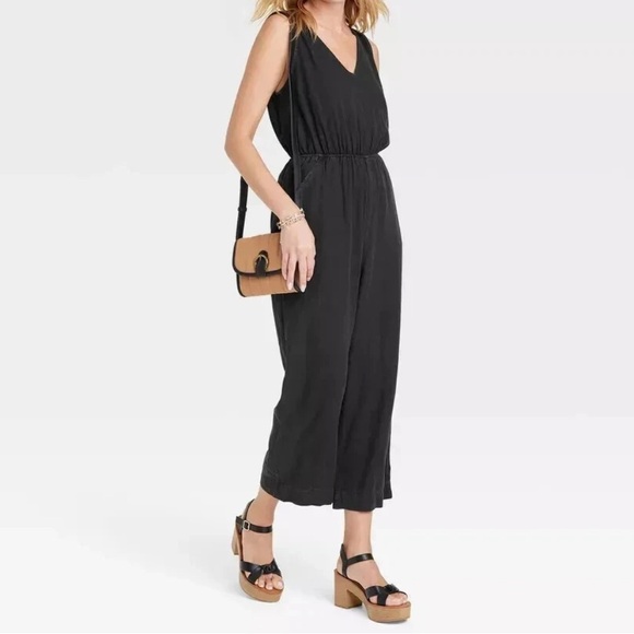 Universal Thread Washed Black Sleeveless Cutout Jumpsuit - Size Small - Picture 2 of 9